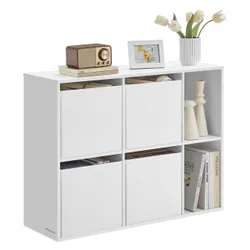 Біла книжкова шафа з коробками