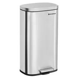 Срібне металеве сміття.